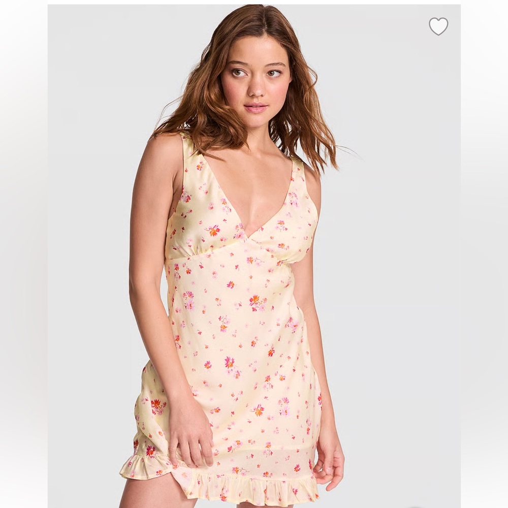 PINK SUMMER FLING SATIN RUFFLE DRESS. XL.